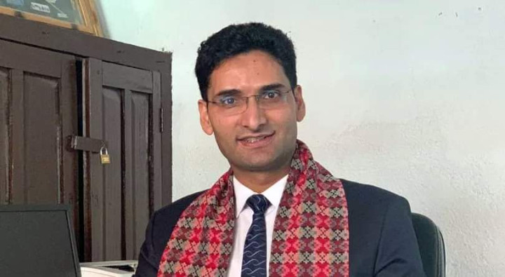 अग्नि सापकोटाका छोरा प्रधानमन्त्रीको परराष्ट्र सल्लाहकारमा नियुक्त