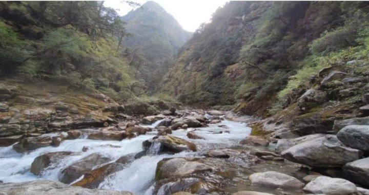 ५ अर्ब ८५ करोडमा ४२ मेगावाटको लाप्चे खोला जलविद्युत आयोजना निर्माण हुँदै