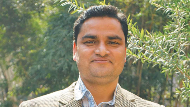 अस्पतालको भिड व्यवस्थित गर्न स्वास्थ्यमन्त्री पौडेलको नौ बुँदे निर्देशन