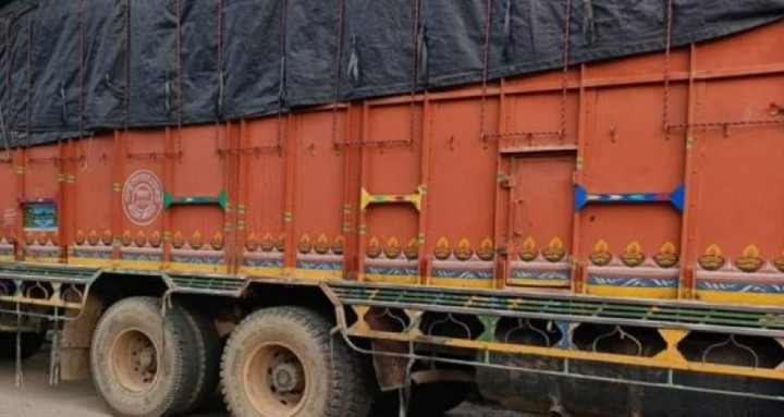 बिरगञ्जबाट धनगढी आएको ट्रकमा भेटियो शव, सामान अनलोड गर्दा घटना बाहिरियो