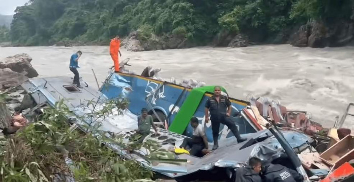 तनहुँ बस दुर्घटना अपडेटः मृत्यु हुनेको संख्या २७ जना पुग्यो