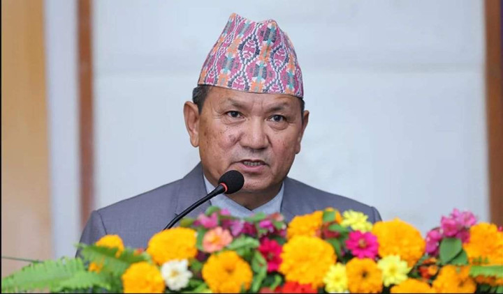 विवादास्पद अभिव्यक्तिले मन्त्री गुरुङ आलोचित, कारबाही गर्न पूर्वआईजीपीहरुको माग