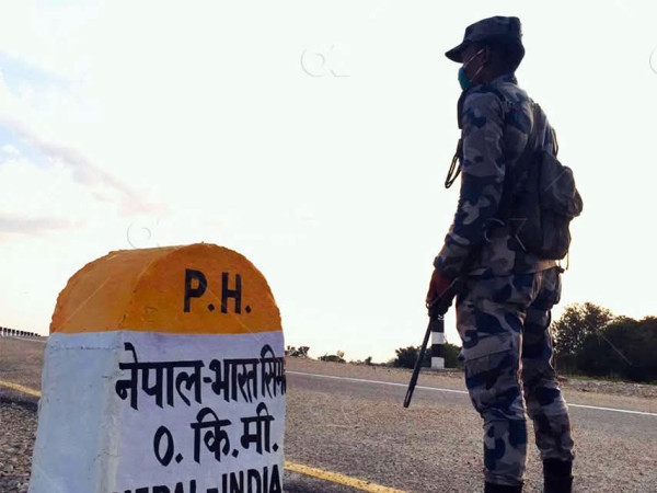धनुषामा सशस्त्र प्रहरी र तस्करबीच झडप :  ४ राउण्ड हवाई फायर, ६ प्रहरी घाइते