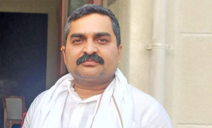 मधेश प्रदेशका पूर्वप्रमुख राजेश अहिराज बलात्कार आरोपमा पक्राउ