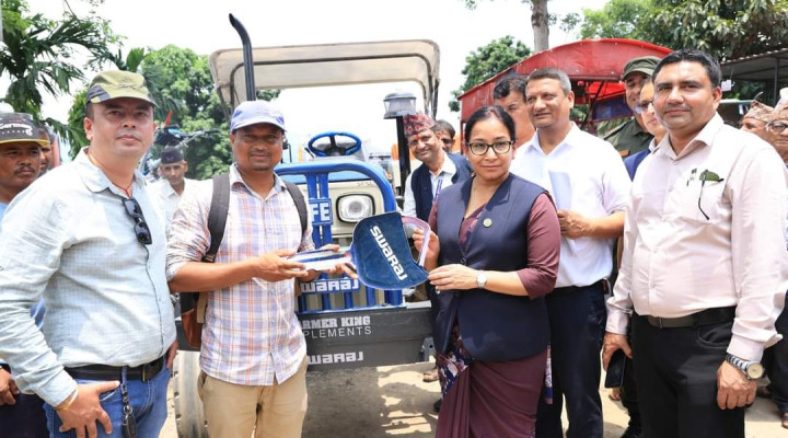 भरतपुर महानगरले वितरण गर्‍यो रु १ करोड अनुदानको कृषि उपकरण