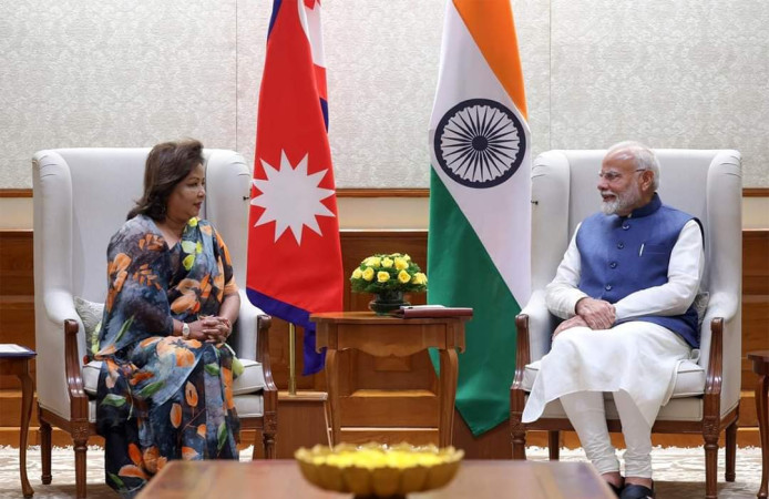भारतीय प्रधानमन्त्री मोदीसँग परराष्ट्रमन्त्री आरजुको भेट