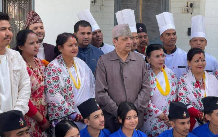 पूर्वराजा ज्ञानेन्द्रलाई दाङमा नागरिक अभिनन्दन