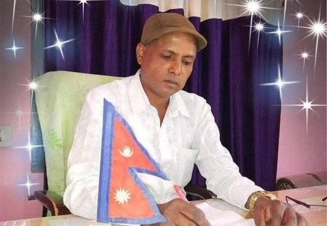 विराटनगर -१२ का वडाध्यक्ष पक्राउ