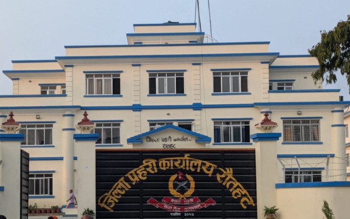 रौतहटमा एक वर्षमा साढे ५ करोड बढीको अवैध सामान बरामद