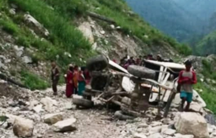 बाजुरामा जिप दुर्घटना हुँदा ३ जनाको मृत्यु